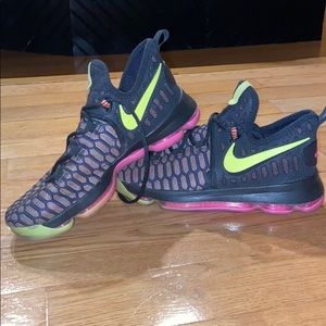 KD 9 shoes